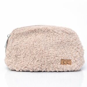 🖤NWT C.C Woman’s Sherpa Belt Bag/Fanny Pack - Taupe
